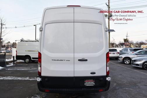 2015 Ford Transit-250 Base