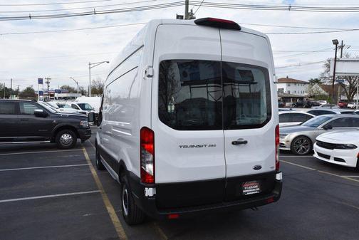 2021 Ford Transit-250 Base