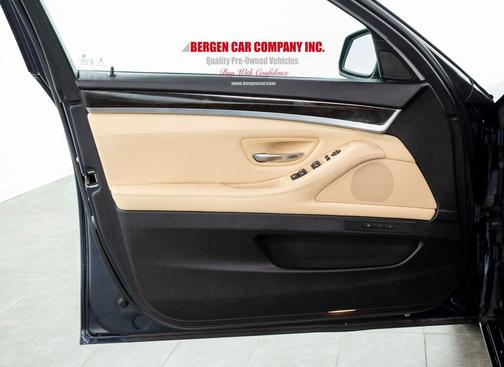 2016 BMW 528 i xDrive