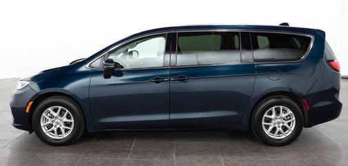 Blue Pearl 2023 Chrysler Pacifica Touring-L