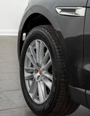 2020 Jaguar F-PACE 30t Prestige