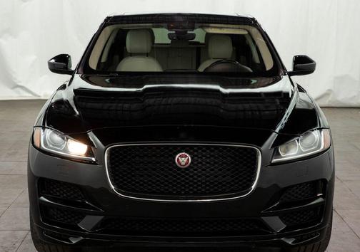 2020 Jaguar F-PACE 30t Prestige