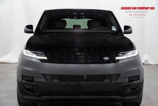 2025 Land Rover Range Rover Sport P360 SE