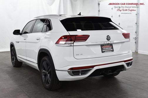 2020 Volkswagen Atlas Cross Sport 3.6L V6 SE w/Technology R-Line