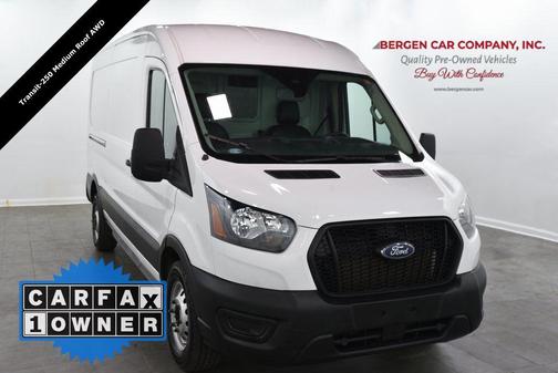 2022 Ford Transit-250 Base