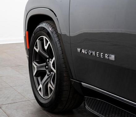 Metallic 2024 Jeep Wagoneer L Series III