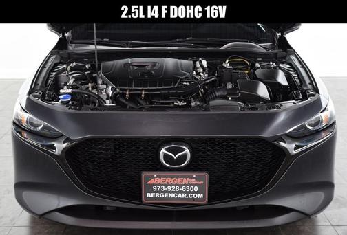 2023 Mazda Mazda3 FWD w/Preferred Package