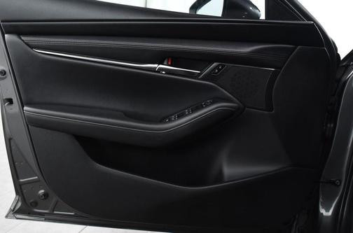 2023 Mazda Mazda3 FWD w/Preferred Package
