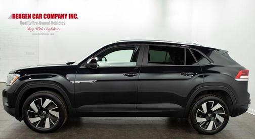 2024 Volkswagen Atlas Cross Sport 2.0T SE w/Technology