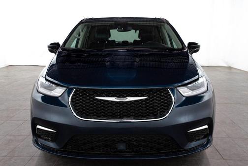 Blue Pearl 2024 Chrysler Pacifica Hybrid Select