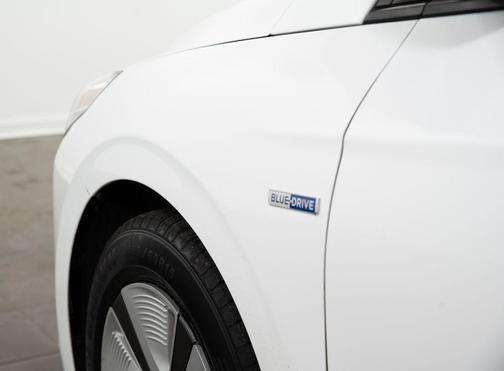 2020 Hyundai IONIQ Hybrid Blue
