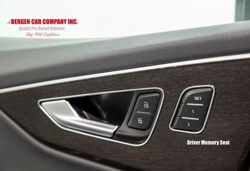 2022 Audi Q7 55 Premium Plus