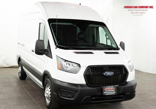 2022 Ford Transit-250 Base