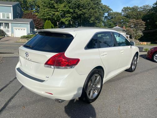 2012 Toyota Venza LE