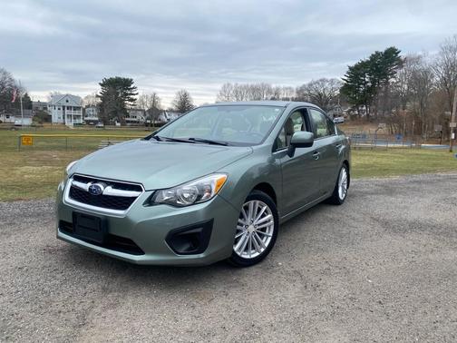 Jasmine Green Metallic 2014 Subaru Impreza 2.0i Premium