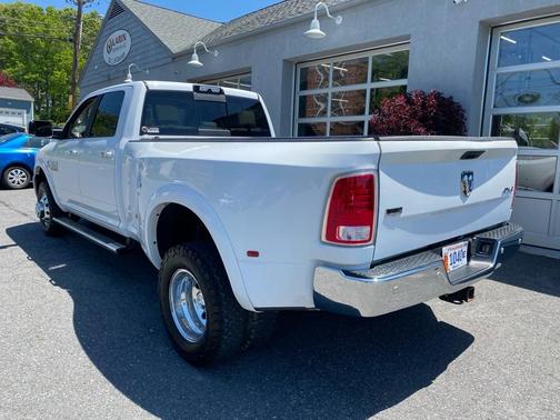 2018 RAM 3500 Laramie