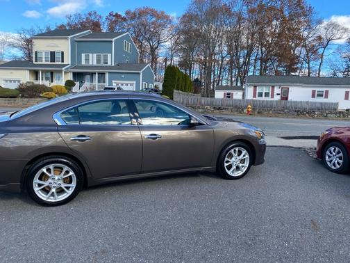 2012 Nissan Maxima SV