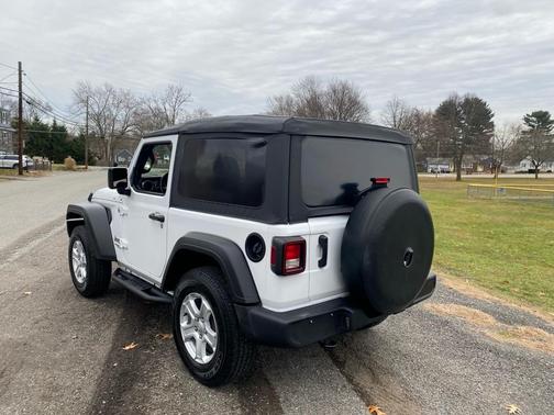 2021 Jeep Wrangler Sport