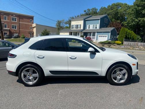 2019 Porsche Macan Base
