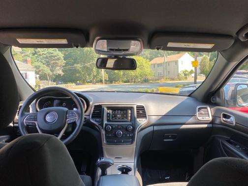 2015 Jeep Grand Cherokee Laredo