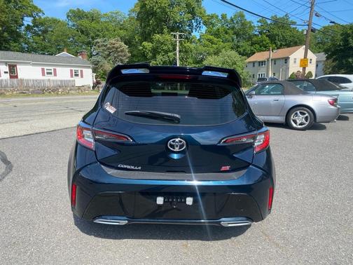 2022 Toyota Corolla Hatchback SE