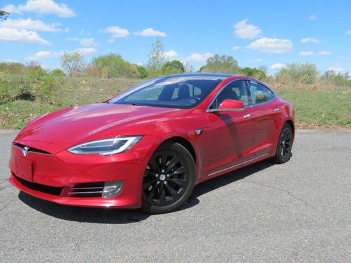 Red Multi 2017 Tesla Model S 75D