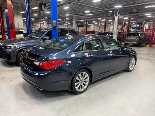 2013 Hyundai SONATA SE