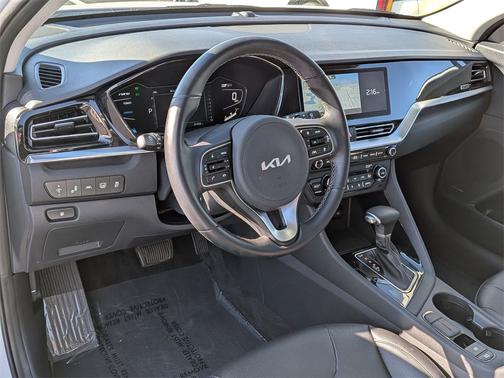 2022 Kia Niro Touring