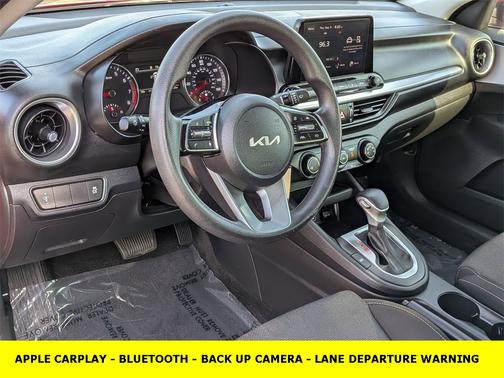 2022 Kia Forte LXS