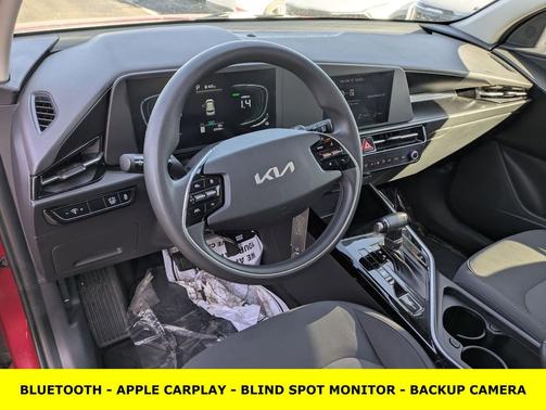 2024 Kia Niro LX