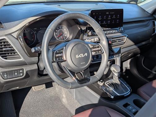 2023 Kia Seltos SX