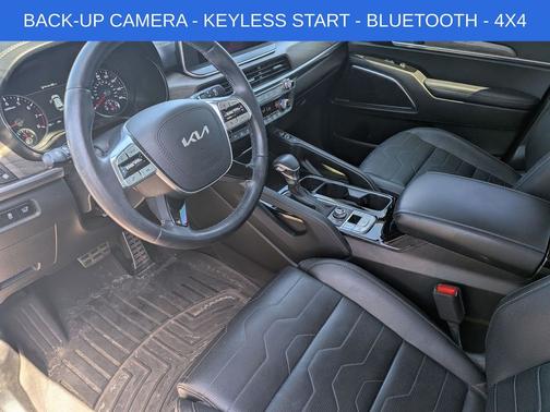 White Pearl 2022 Kia Telluride SX