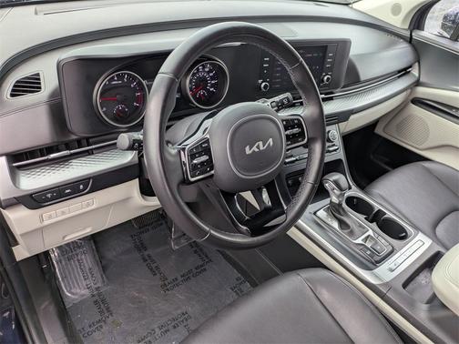 2022 Kia Carnival LXS