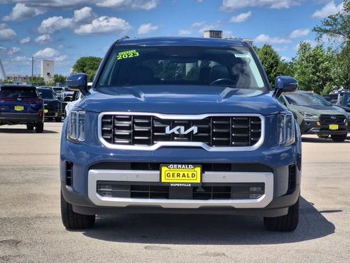 Midnight 2023 Kia Telluride SX
