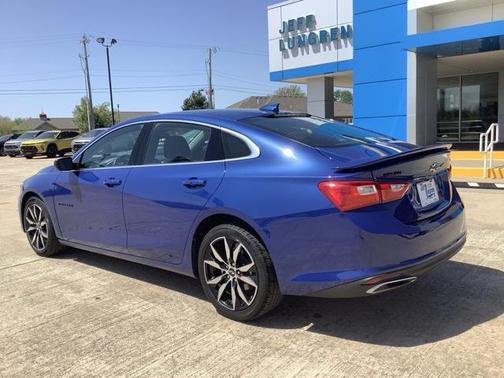 2023 Chevrolet Malibu FWD RS