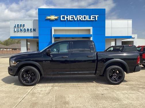 2024 RAM 1500 Classic Warlock Crew Cab 4x4 5'7' Box