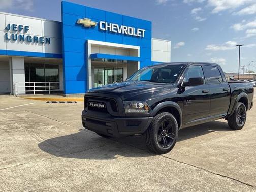 2024 RAM 1500 Classic Warlock Crew Cab 4x4 5'7' Box