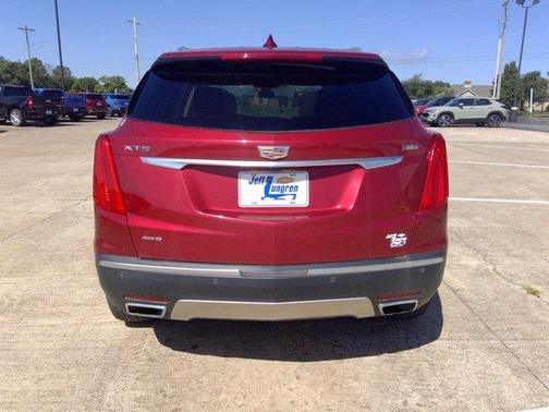 2019 Cadillac XT5 Platinum