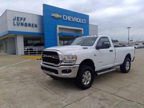2023 RAM 3500 Big Horn Regular Cab 4x4 8' Box
