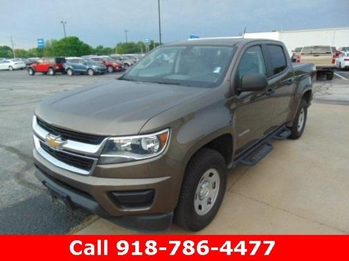 Photo 3 of 8 of 2015 Chevrolet Colorado WT