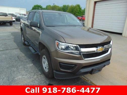 Photo 1 of 8 of 2015 Chevrolet Colorado WT