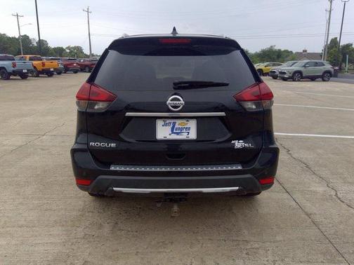 2020 Nissan Rogue SL