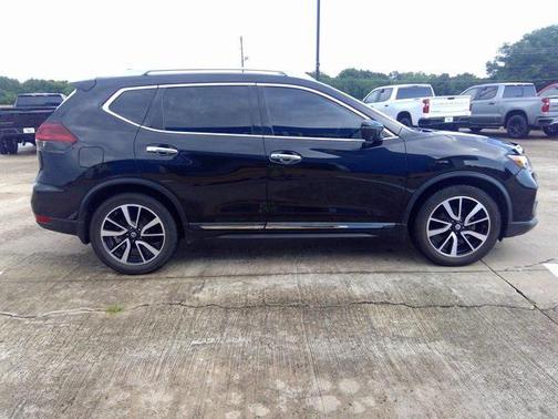 2020 Nissan Rogue SL