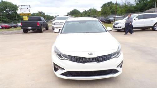 2019 Kia Optima LX