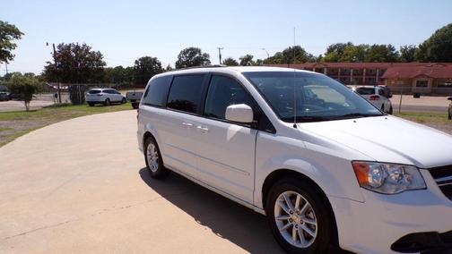 Bright White Clearcoat 2016 Dodge Grand Caravan SXT