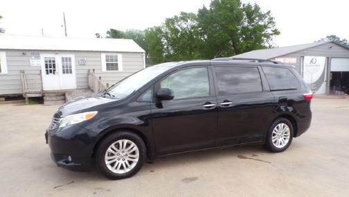 2015 Toyota Sienna XLE