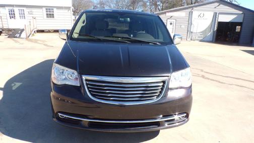 2015 Chrysler Town & Country Touring-L