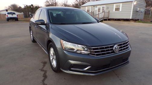 2017 Volkswagen Passat 1.8T S
