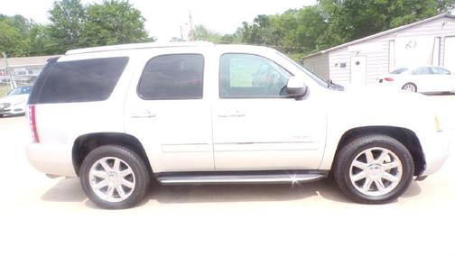 Quicksilver Metallic 2013 GMC Yukon Denali