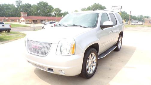 Quicksilver Metallic 2013 GMC Yukon Denali